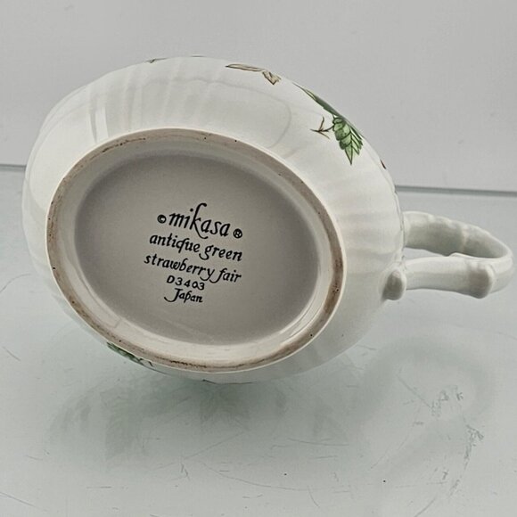 Mikasa Strawberry Fair Antique Green Creamer 3.5" berries & blossom vintage 1982 - Picture 7 of 10